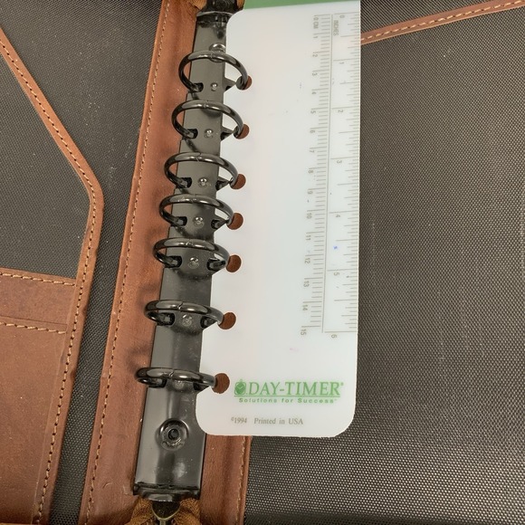 Vintage 1994 Day Timer Bourbon Brown Antique 7-Ring Planner Binder 8x10 - Picture 4 of 16